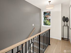 3949 B W Barrett Lane, Seattle WA 98199