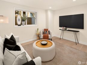 3949 B W Barrett Lane, Seattle WA 98199