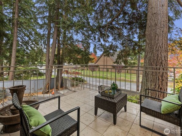 19523 86th Avenue W 523, Edmonds WA 98026