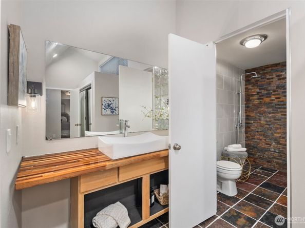 19523 86th Avenue W 523, Edmonds WA 98026