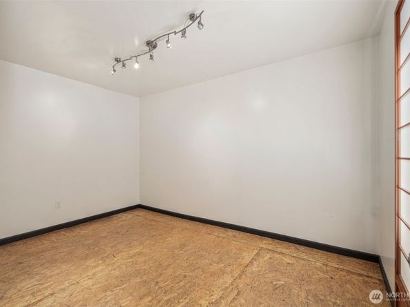 19523 86th Avenue W 523, Edmonds WA 98026