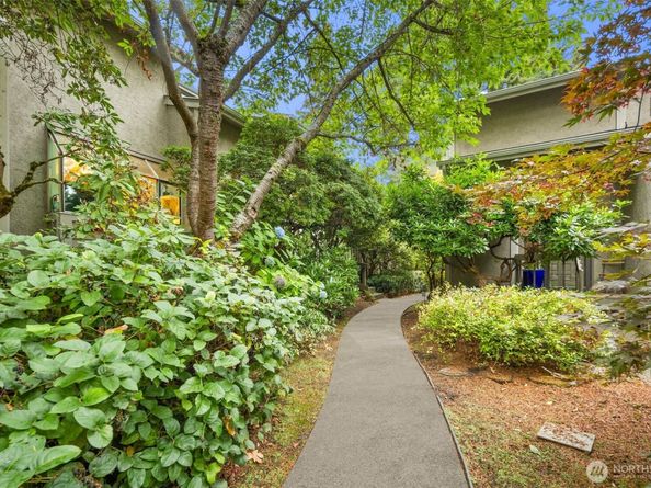 19523 86th Avenue W 523, Edmonds WA 98026