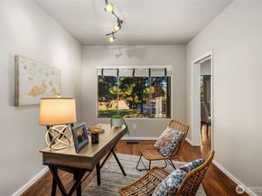 19523 86th Avenue W 523, Edmonds WA 98026