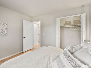 19523 86th Avenue W 523, Edmonds WA 98026