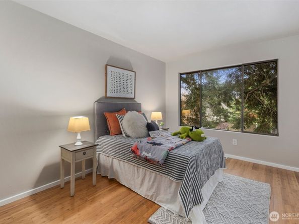 19523 86th Avenue W 523, Edmonds WA 98026