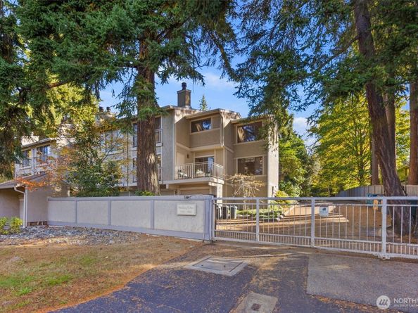 19523 86th Avenue W 523, Edmonds WA 98026