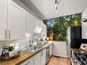 19523 86th Avenue W 523, Edmonds WA 98026