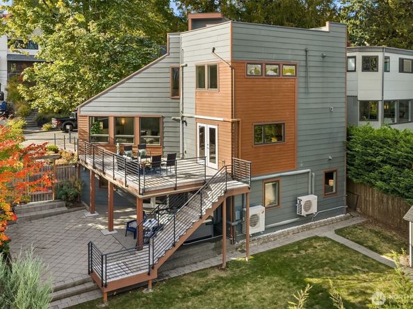 6206 52nd Avenue NE, Seattle WA 98115
