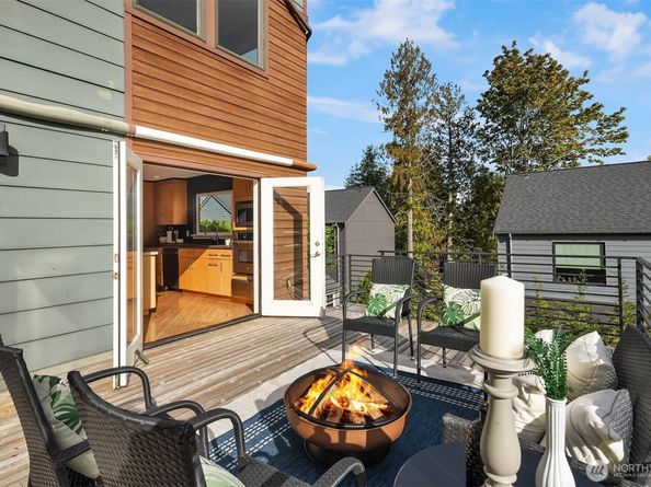 6206 52nd Avenue NE, Seattle WA 98115