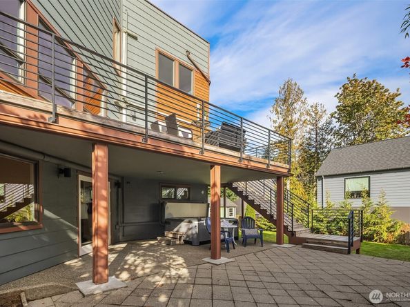 6206 52nd Avenue NE, Seattle WA 98115