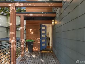 6206 52nd Avenue NE, Seattle WA 98115
