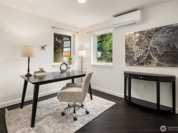 6206 52nd Avenue NE, Seattle WA 98115