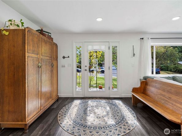 620 S 301st Street, Federal Way WA 98003