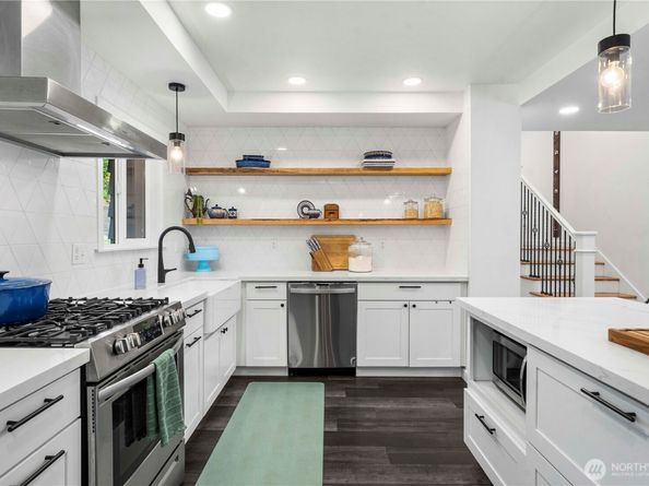 620 S 301st Street, Federal Way WA 98003