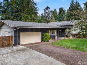 620 S 301st Street, Federal Way WA 98003