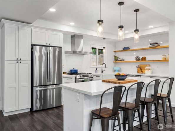 620 S 301st Street, Federal Way WA 98003