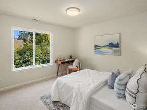 4936 163rd Place SE, Bellevue WA 98006