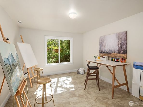 4936 163rd Place SE, Bellevue WA 98006