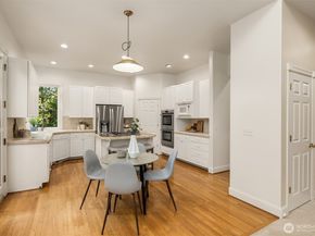 4936 163rd Place SE, Bellevue WA 98006