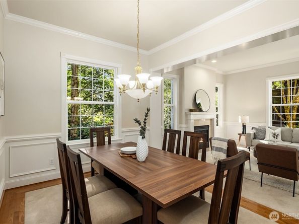 4936 163rd Place SE, Bellevue WA 98006