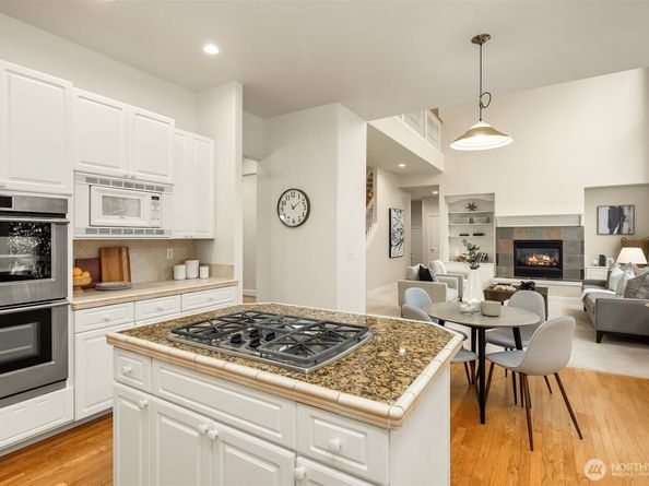 4936 163rd Place SE, Bellevue WA 98006