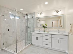 16559 SE 45th Place, Bellevue WA 98006
