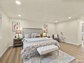 16559 SE 45th Place, Bellevue WA 98006