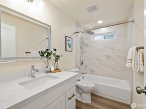 16559 SE 45th Place, Bellevue WA 98006