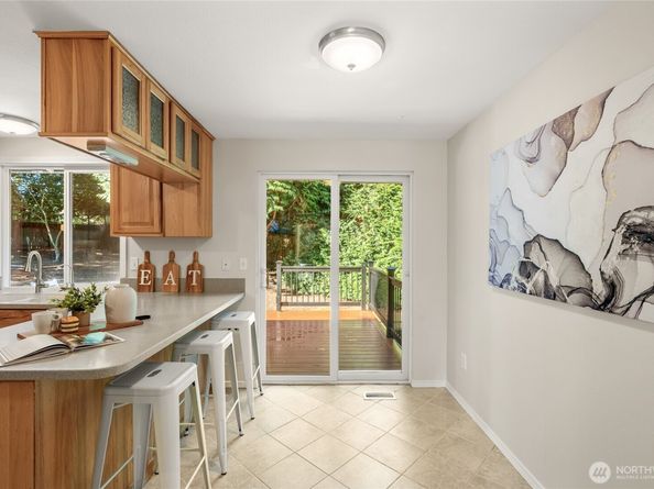 19541 129th Court NE, Bothell WA 98011