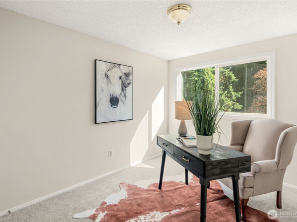 19541 129th Court NE, Bothell WA 98011