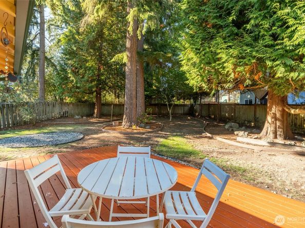 19541 129th Court NE, Bothell WA 98011