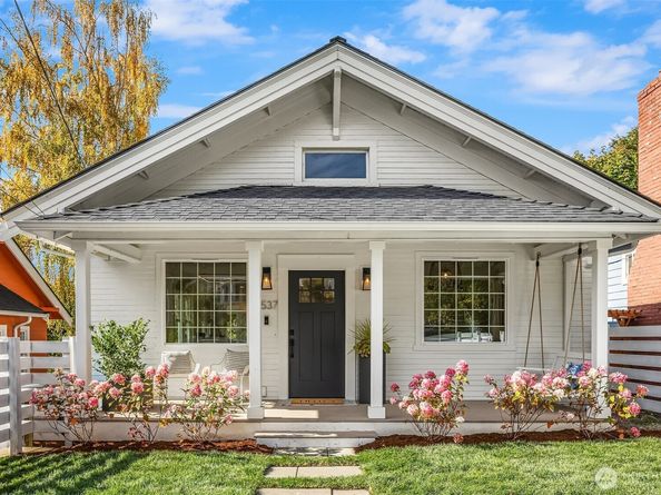 5537 29th Avenue NE, Seattle WA 98105