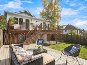 5537 29th Avenue NE, Seattle WA 98105