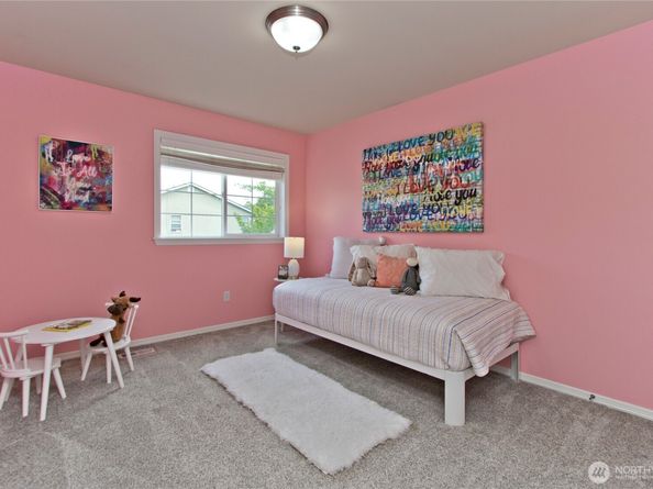 24907 SE 21st Place, Sammamish WA 98075