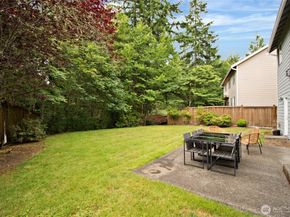 24907 SE 21st Place, Sammamish WA 98075