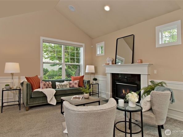 24907 SE 21st Place, Sammamish WA 98075