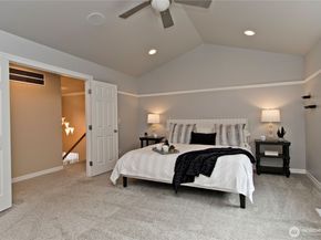 24907 SE 21st Place, Sammamish WA 98075