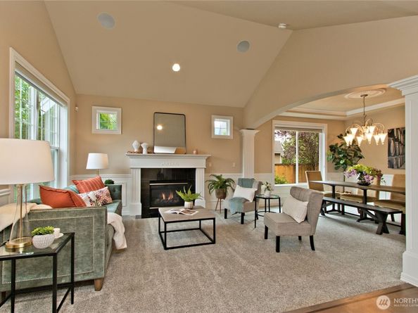 24907 SE 21st Place, Sammamish WA 98075
