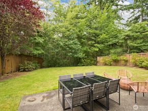 24907 SE 21st Place, Sammamish WA 98075