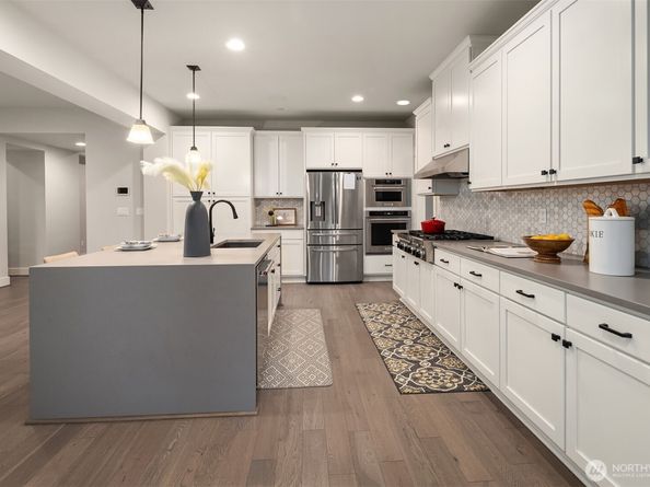 9934 NE 162nd Street, Bothell WA 98011