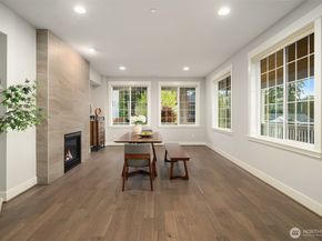 9934 NE 162nd Street, Bothell WA 98011