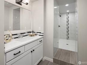 9934 NE 162nd Street, Bothell WA 98011
