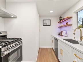 7310 SW 35th Avenue, Seattle WA 98126
