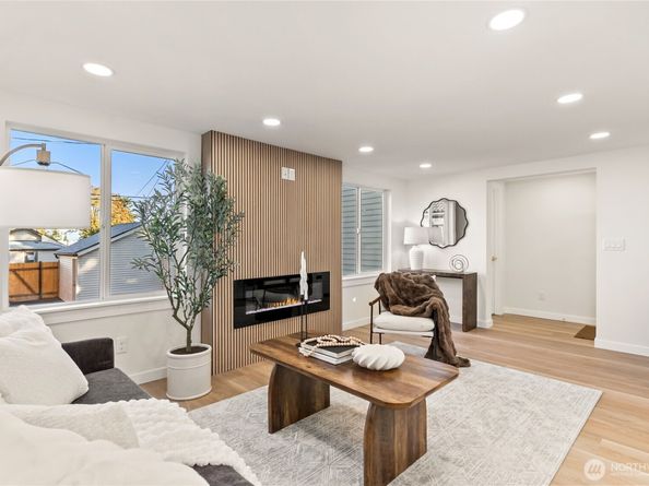 7310 SW 35th Avenue, Seattle WA 98126