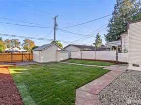 7310 SW 35th Avenue, Seattle WA 98126