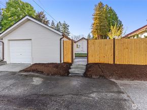 7310 SW 35th Avenue, Seattle WA 98126