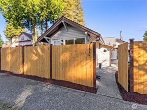 7310 SW 35th Avenue, Seattle WA 98126