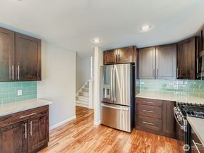 17217 NE 14th Street, Bellevue WA 98008