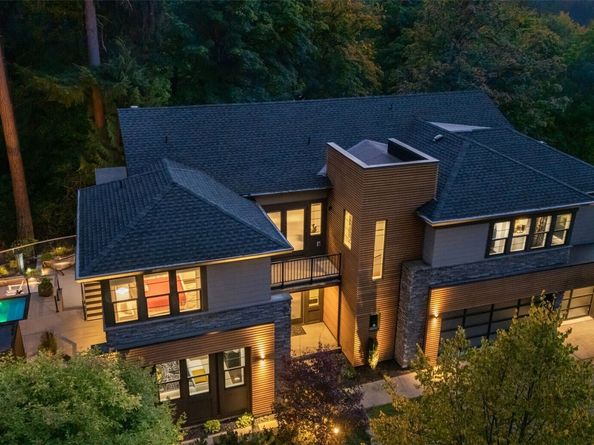 10037 NE 162nd Street, Bothell WA 98011