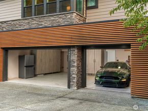 10037 NE 162nd Street, Bothell WA 98011